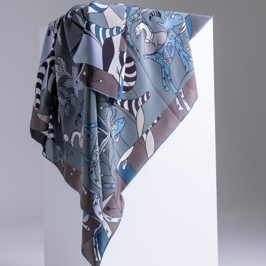 VIVA LA VIDA | Silk Standard | BLUE